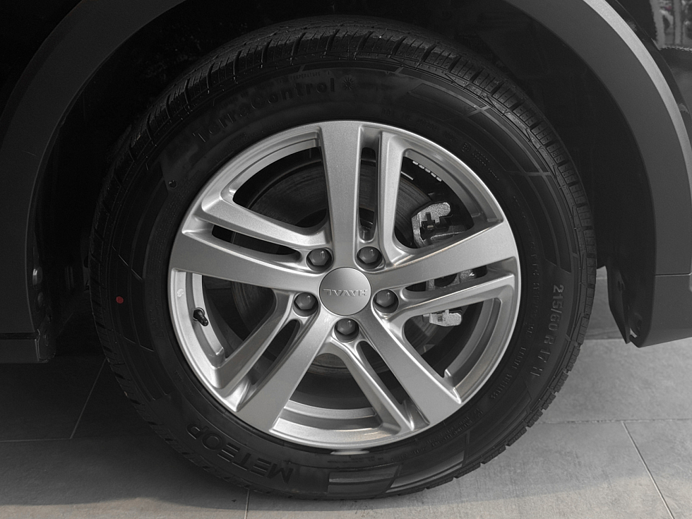 Haval Jolion Комфорт, черный