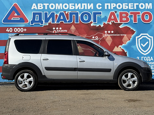 Lada (ВАЗ) Largus Quest (5 мест), 2018 года, пробег 136000 км