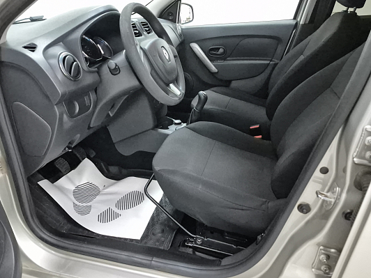 Renault Logan Access, 2017 года, пробег 124211 км