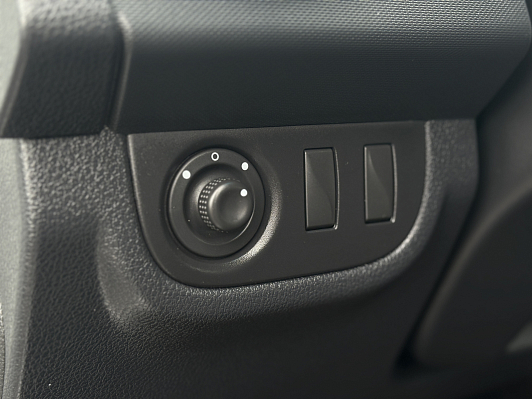 Renault Logan Privilege, 2018 года, пробег 184328 км