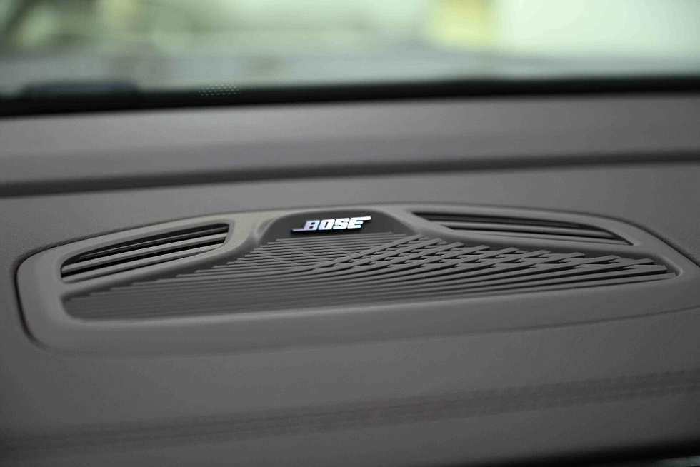 Geely Monjaro Flagship (2023-2025), черный