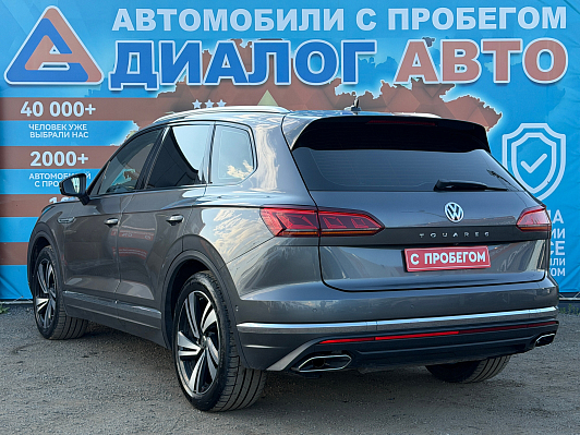 Volkswagen Touareg Status, 2019 года, пробег 256000 км