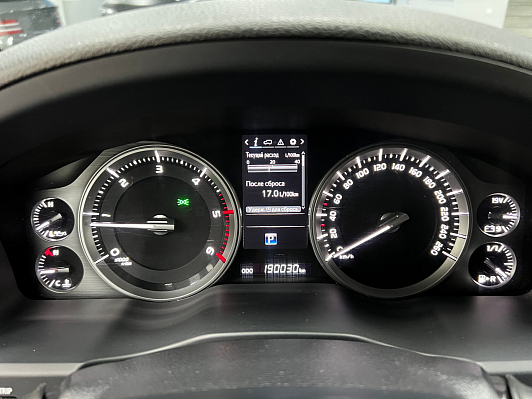 Toyota Land Cruiser, 2018 года, пробег 190000 км