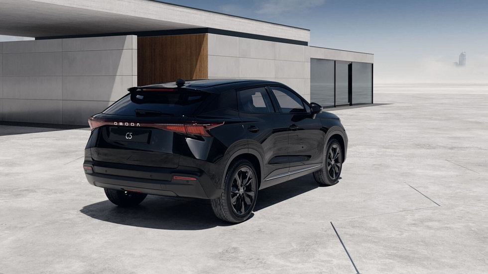 Omoda C5 Active, черный