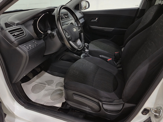 Kia Rio, 2012 года, пробег 194337 км