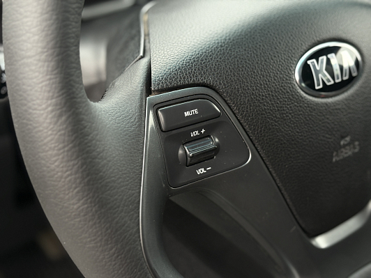 Kia Rio Comfort Аудио, 2015 года, пробег 153378 км