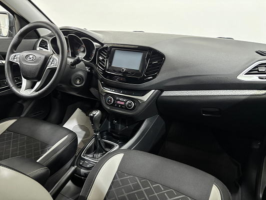 Lada (ВАЗ) Vesta Luxe Multimedia, 2018 года, пробег 79215 км