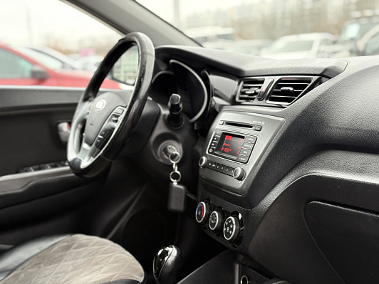 Kia Rio Luxe, 2017 года, пробег 203852 км