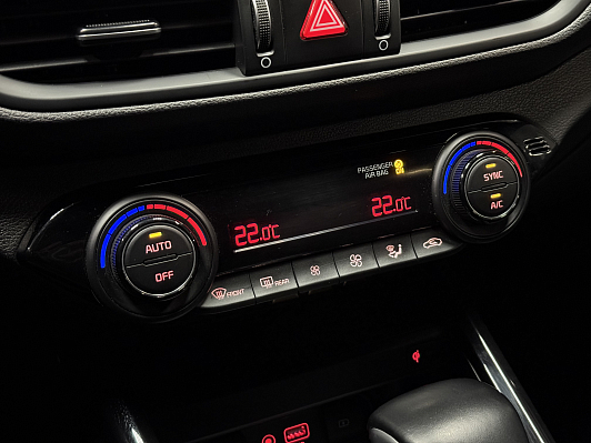 Kia Cerato GT Line, 2021 года, пробег 108000 км