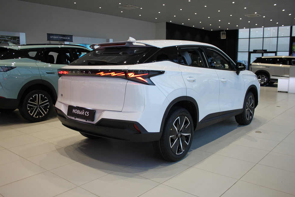 Jaecoo J6 Актив, белый