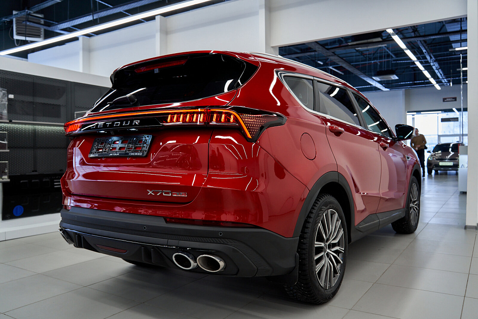 Jetour X70 PLUS Luxury, красный