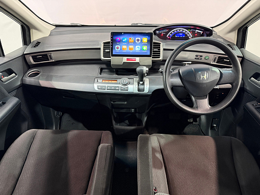 Honda Freed, 2011 года, пробег 170502 км