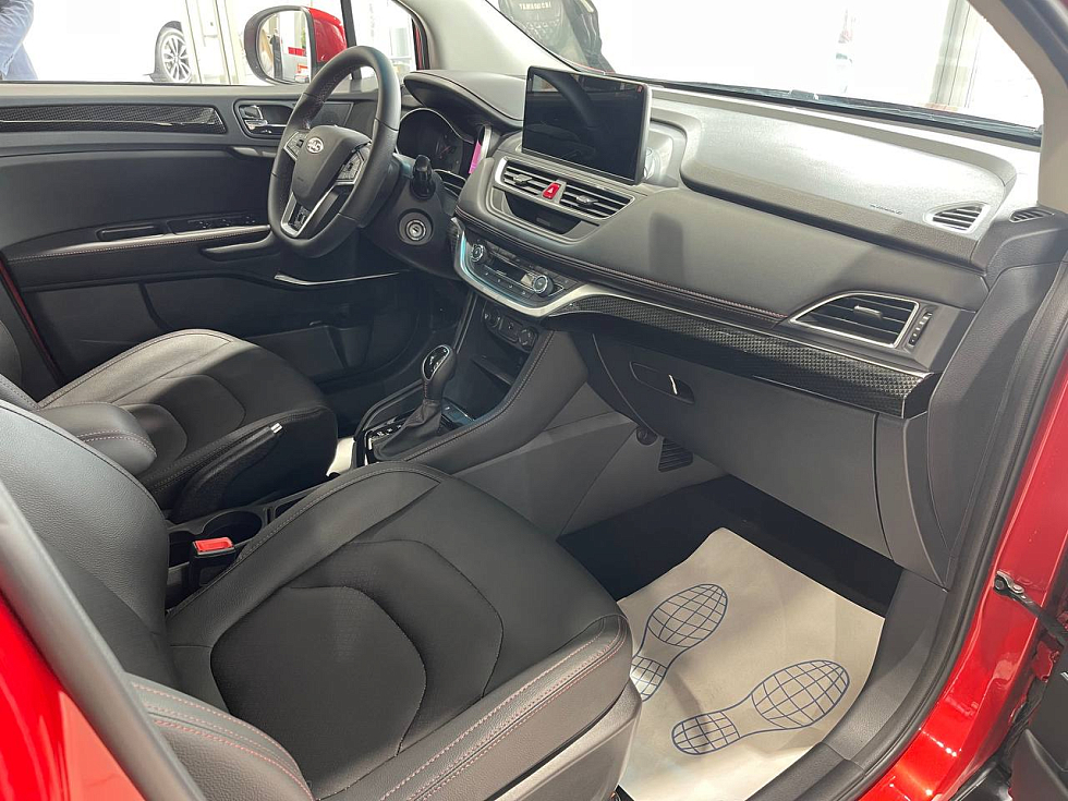 JAC JS3 Luxury, красный