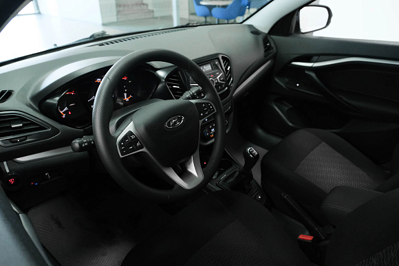 Lada (ВАЗ) Vesta Comfort, 2020 года, пробег 99000 км