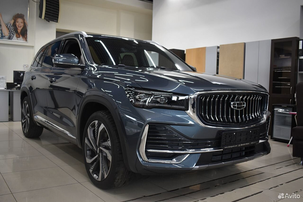 Geely Monjaro Flagship, серый