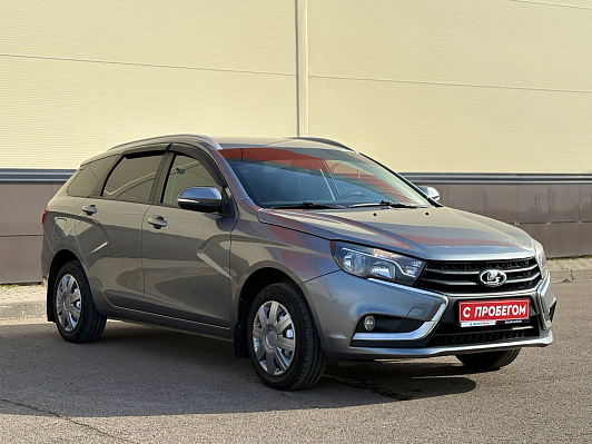 Lada (ВАЗ) Vesta Comfort, 2020 года, пробег 137949 км