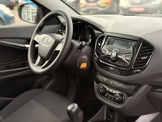 Lada (ВАЗ) Vesta Comfort, 2018 года, пробег 95000 км