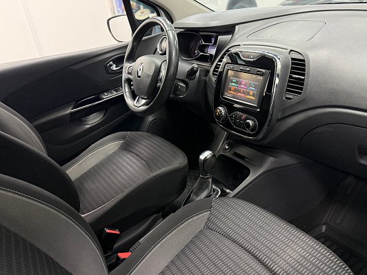 Renault Kaptur Style, 2016 года, пробег 104518 км