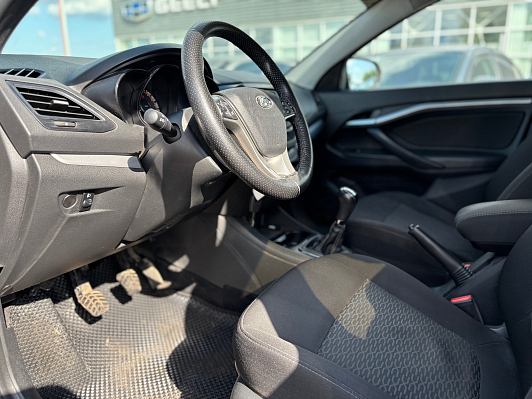 Lada (ВАЗ) Vesta Comfort, 2018 года, пробег 151700 км