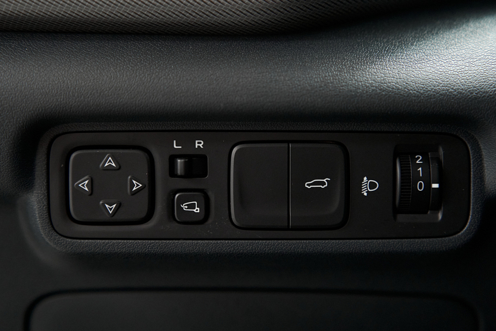 Changan UNI-T Техно, серый