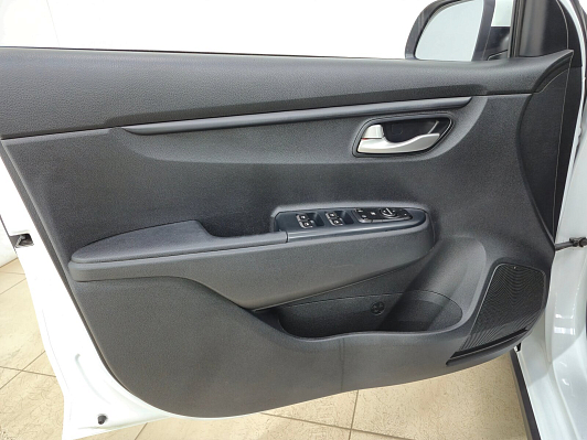 Kia Rio Luxe, 2018 года, пробег 102100 км