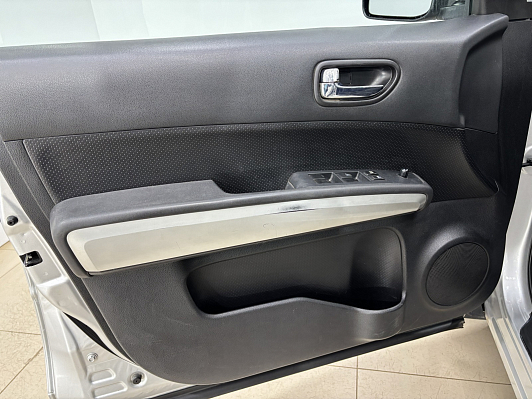 Nissan X-Trail XE, 2012 года, пробег 142017 км