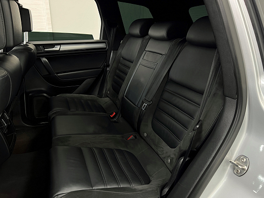 Volkswagen Touareg, 2014 года, пробег 240089 км