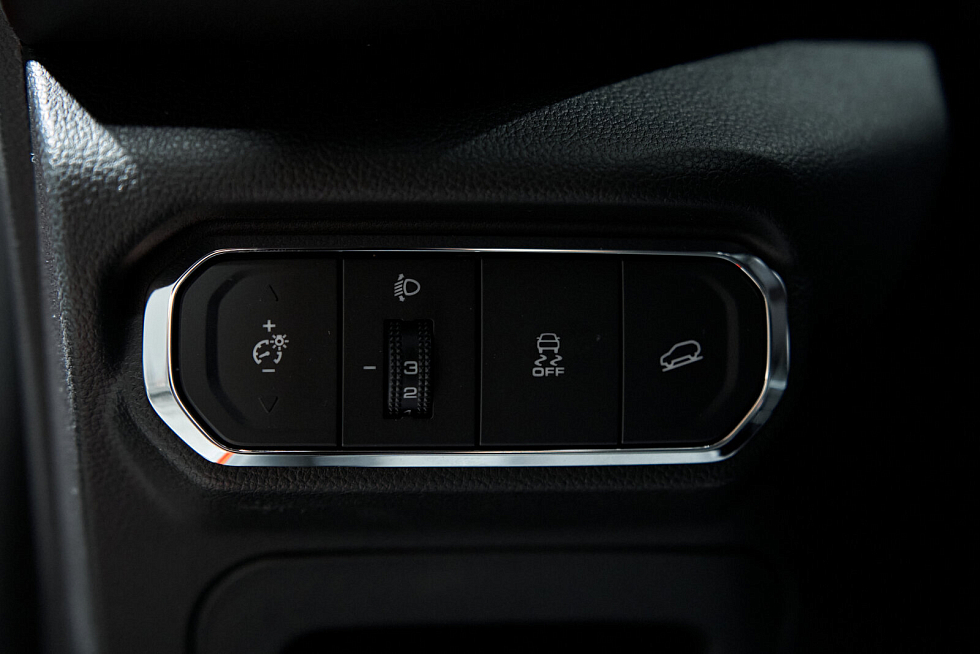 Haval Jolion Комфорт, красный