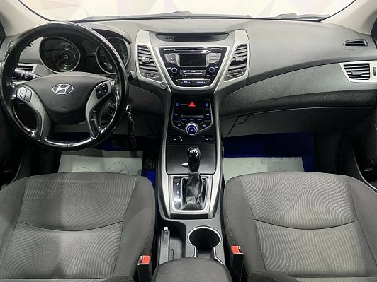 Hyundai Elantra, 2015 года, пробег 214634 км