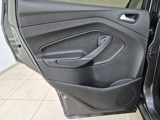 Ford Kuga Trend Plus (2017), 2018 года, пробег 107260 км