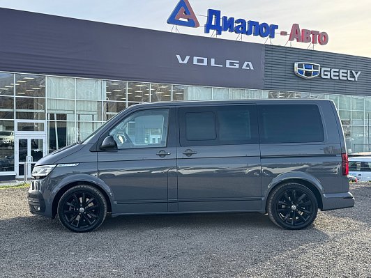 Volkswagen Multivan Highline (Germany), 2022 года, пробег 147103 км