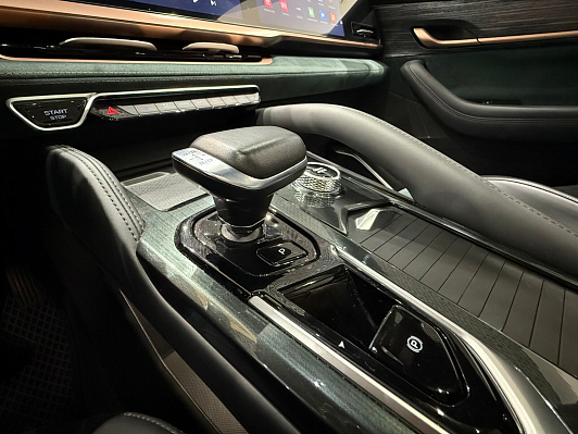 Geely Monjaro Flagship (Xingyue L), 2023 года, пробег 53801 км