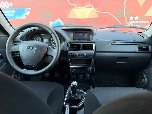 Lada (ВАЗ) Priora Norma White Edition 21705-45-057, 2014 года, пробег 394008 км