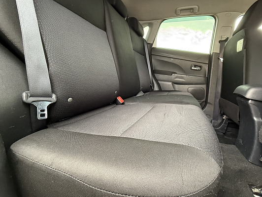 Mitsubishi ASX Intense, 2012 года, пробег 250000 км