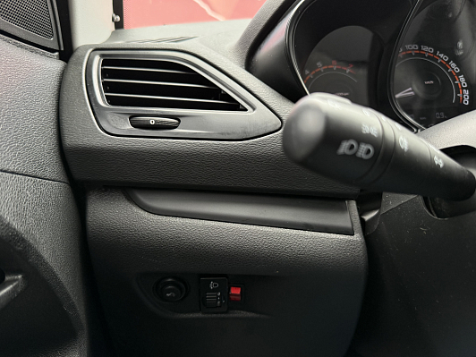 Lada (ВАЗ) Vesta Classic, 2017 года, пробег 141715 км