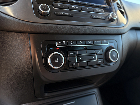 Volkswagen Tiguan Cup, 2012 года, пробег 296695 км