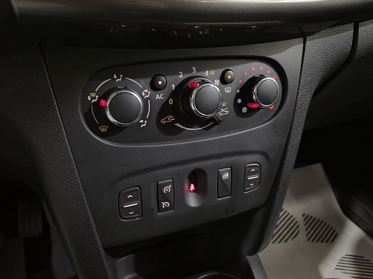 Renault Logan, 2014 года, пробег 190000 км