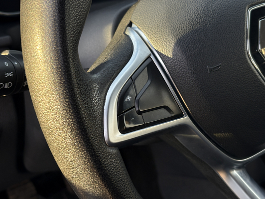 Renault Sandero Stepway Life, 2019 года, пробег 128784 км