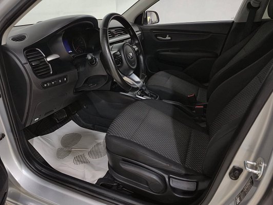 Kia Rio Luxe RED Line, 2017 года, пробег 143070 км