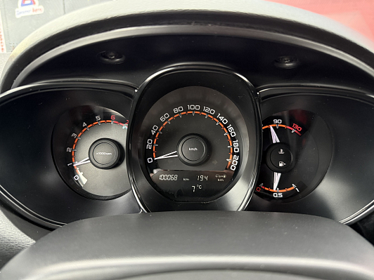 Lada (ВАЗ) Vesta Comfort Image, 2018 года, пробег 100060 км