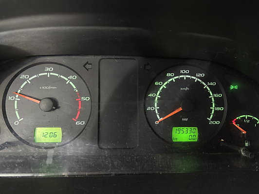 УАЗ Patriot, 2013 года, пробег 195330 км