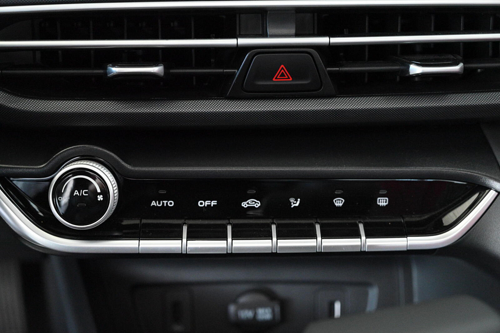 Changan Eado Plus Техно, серый