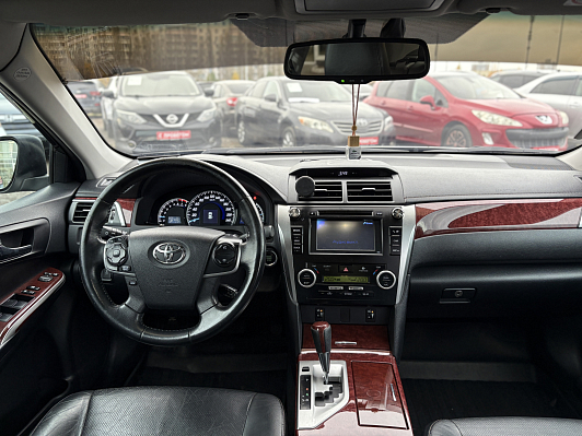 Toyota Camry, 2013 года, пробег 290000 км
