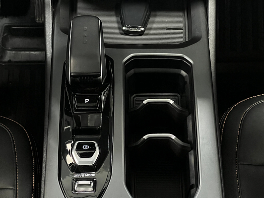 Geely Okavango Флагман, 2024 года, пробег 23000 км