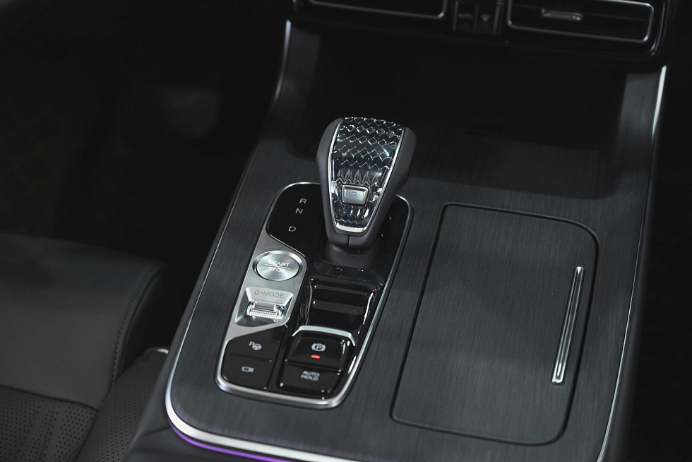 GAC GS8 GL, серебряный