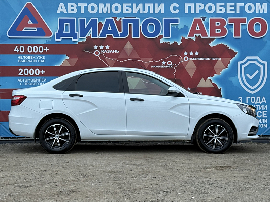 Lada (ВАЗ) Vesta 50 Anniversary, 2019 года, пробег 61425 км