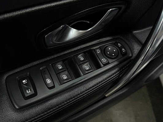 Renault Latitude Privilege, 2012 года, пробег 217598 км