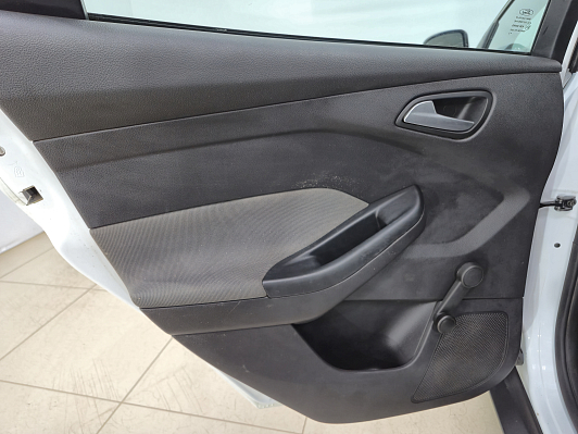 Ford Focus Trend, 2012 года, пробег 233777 км