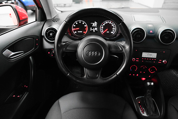Audi A1, 2010 года, пробег 147106 км