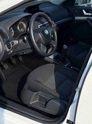 Skoda Octavia Ambition, 2013 года, пробег 296326 км